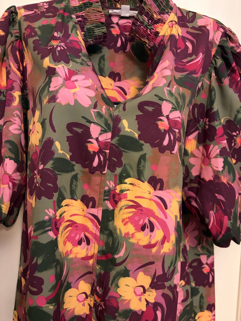 THML Olive Floral V-Neck Puff Sleeve Blouse - Picture 2 of 10